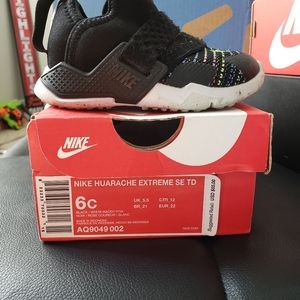 Toddler Nike shoes